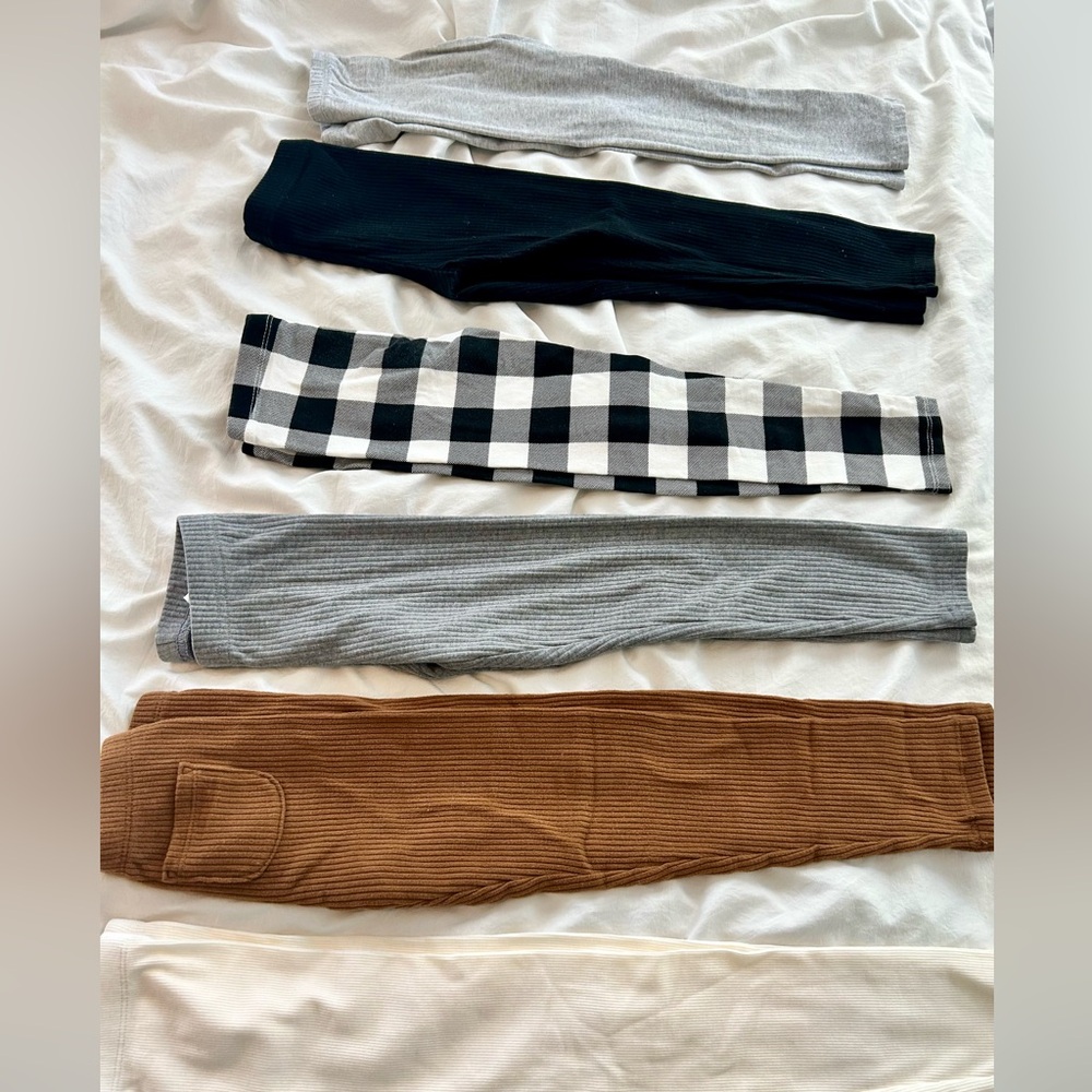 Bundle of Girl leggings